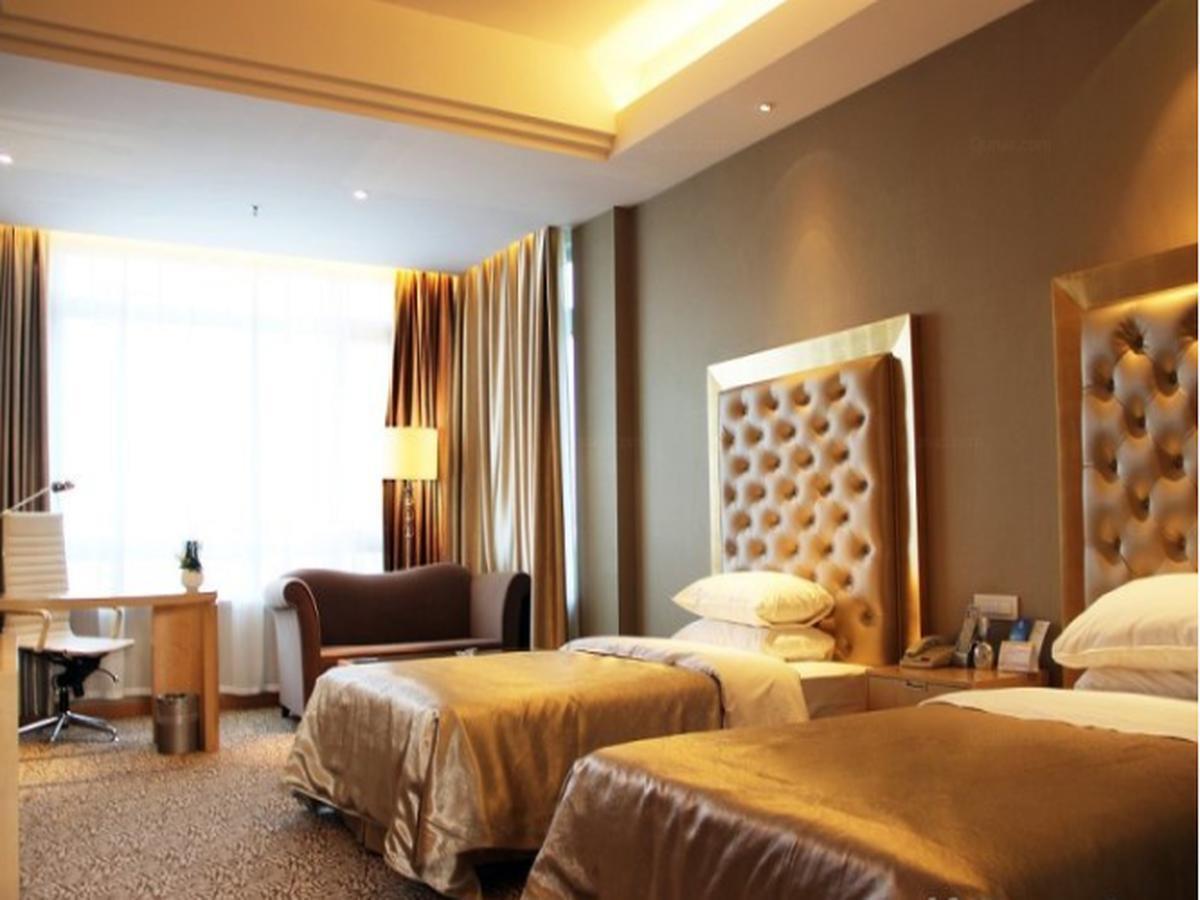 Glarun Jinling Hotel Nanjing  Exterior photo