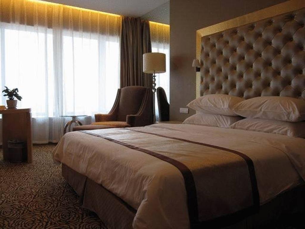 Glarun Jinling Hotel Nanjing  Exterior photo