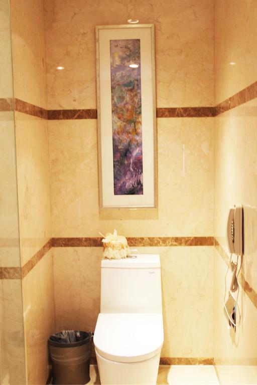 Glarun Jinling Hotel Nanjing  Exterior photo
