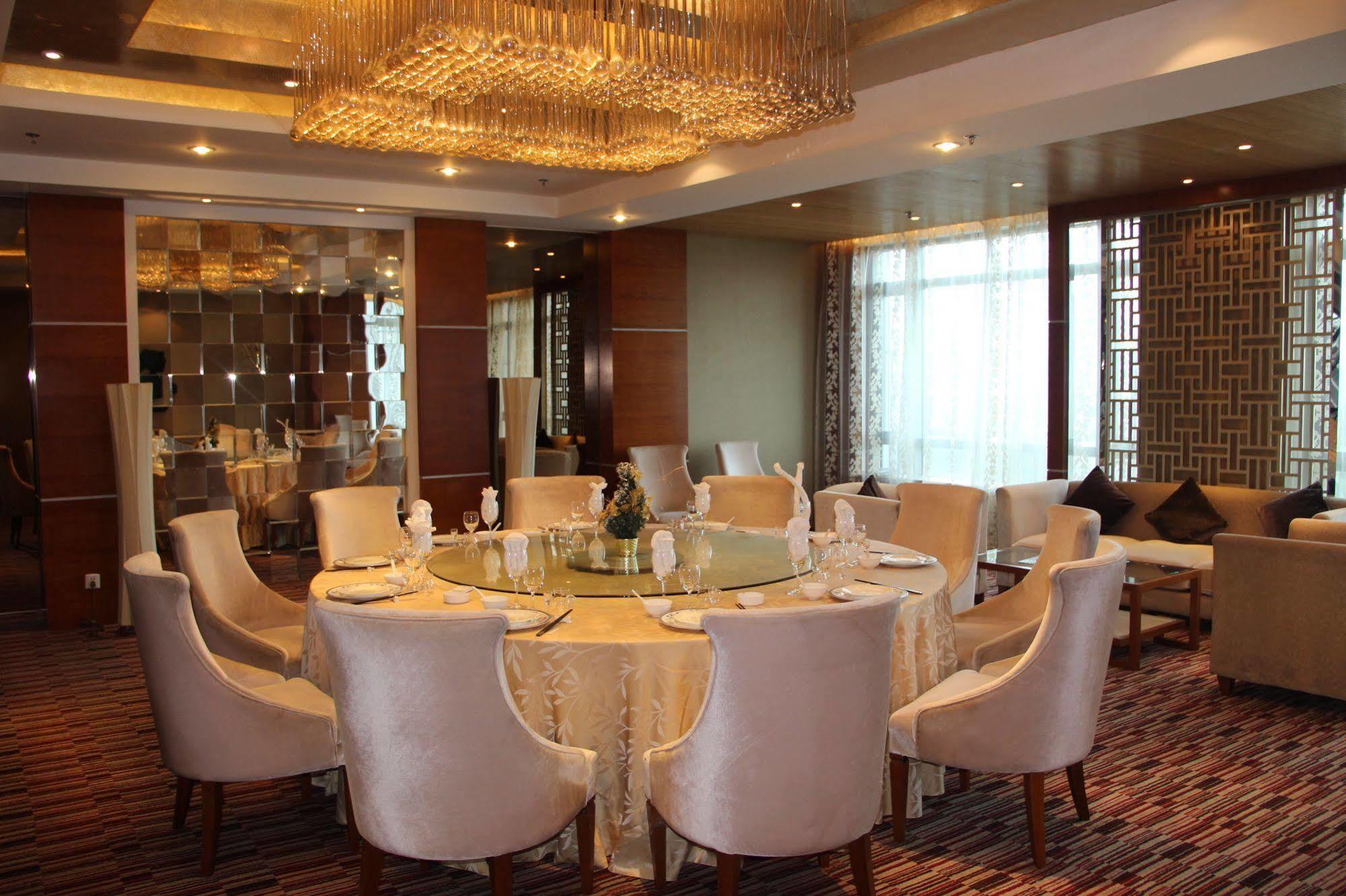 Glarun Jinling Hotel Nanjing  Exterior photo